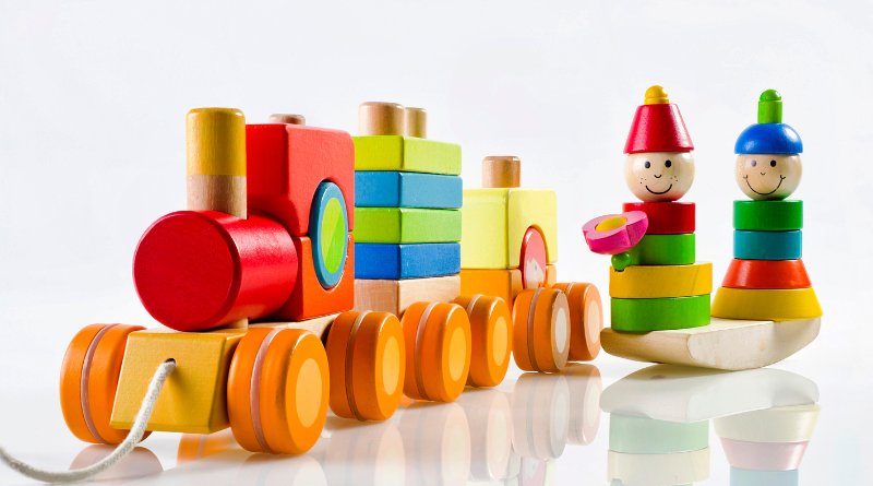 ensemble-jouets-bois Ensemble jouet en bois colorés